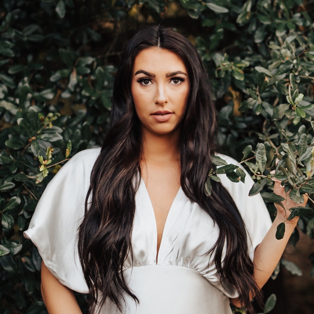 Meet your Posher, Chloe